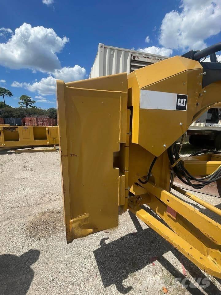 CAT 140 M 2 معدات تمهيد الطرق