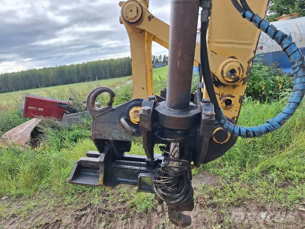 Komatsu 180-7 lc eo حفارات زحافة