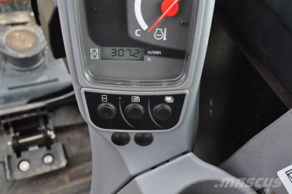 Kubota KX 027-4 حفارات صغيرة أقل من 7 طن (حفارات صغيرة)