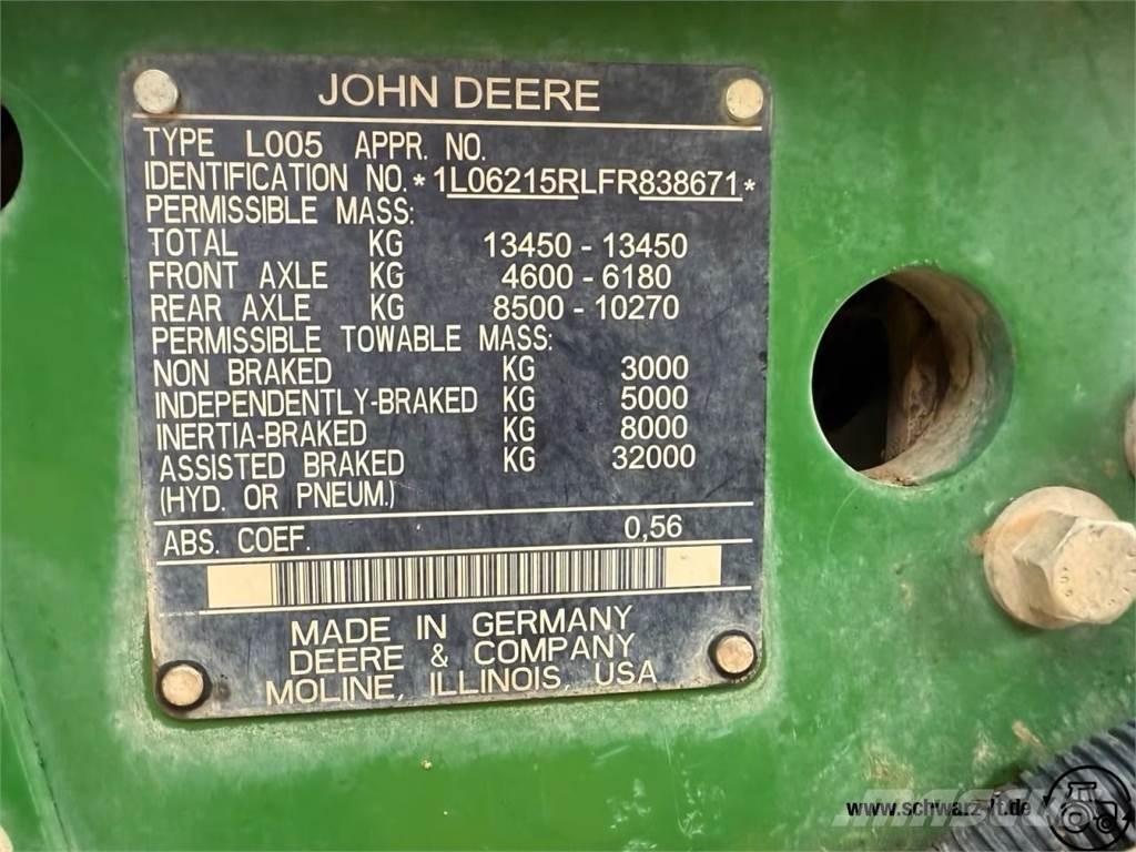 John Deere 6215R الجرارات