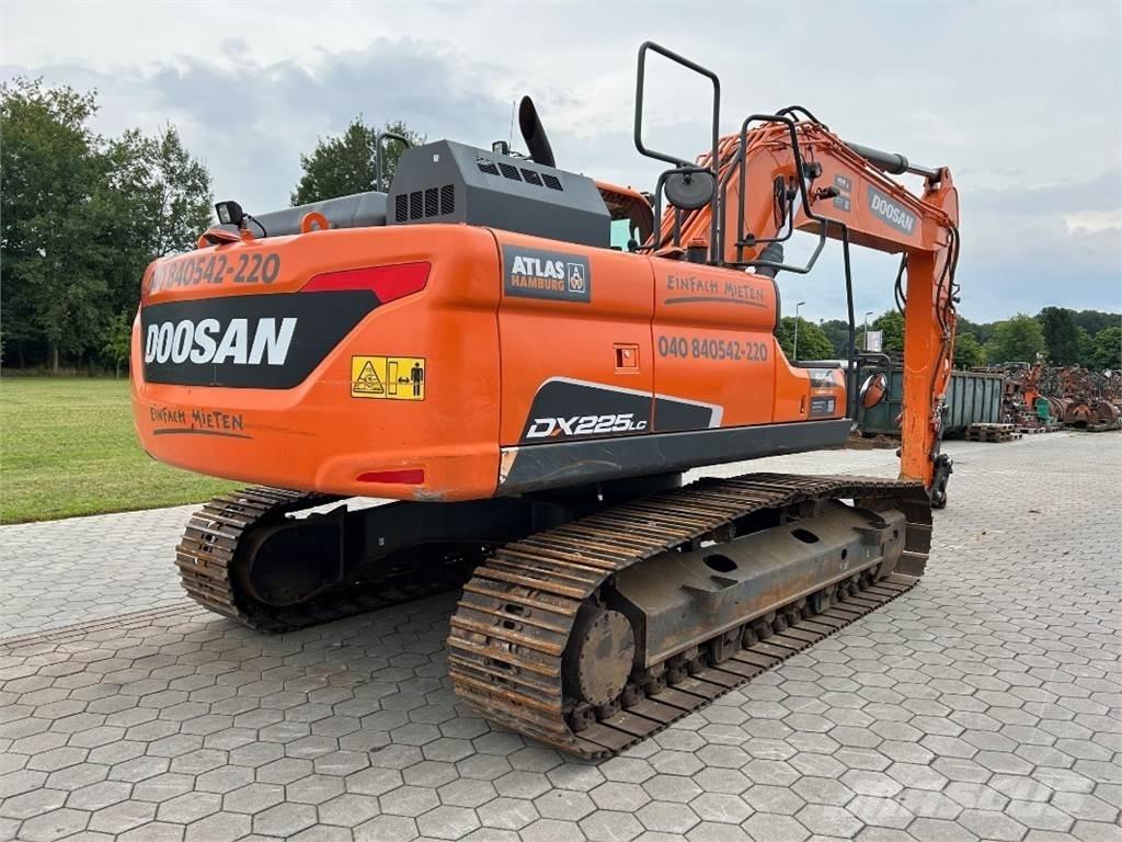 Doosan DX225LC-5 حفارات زحافة