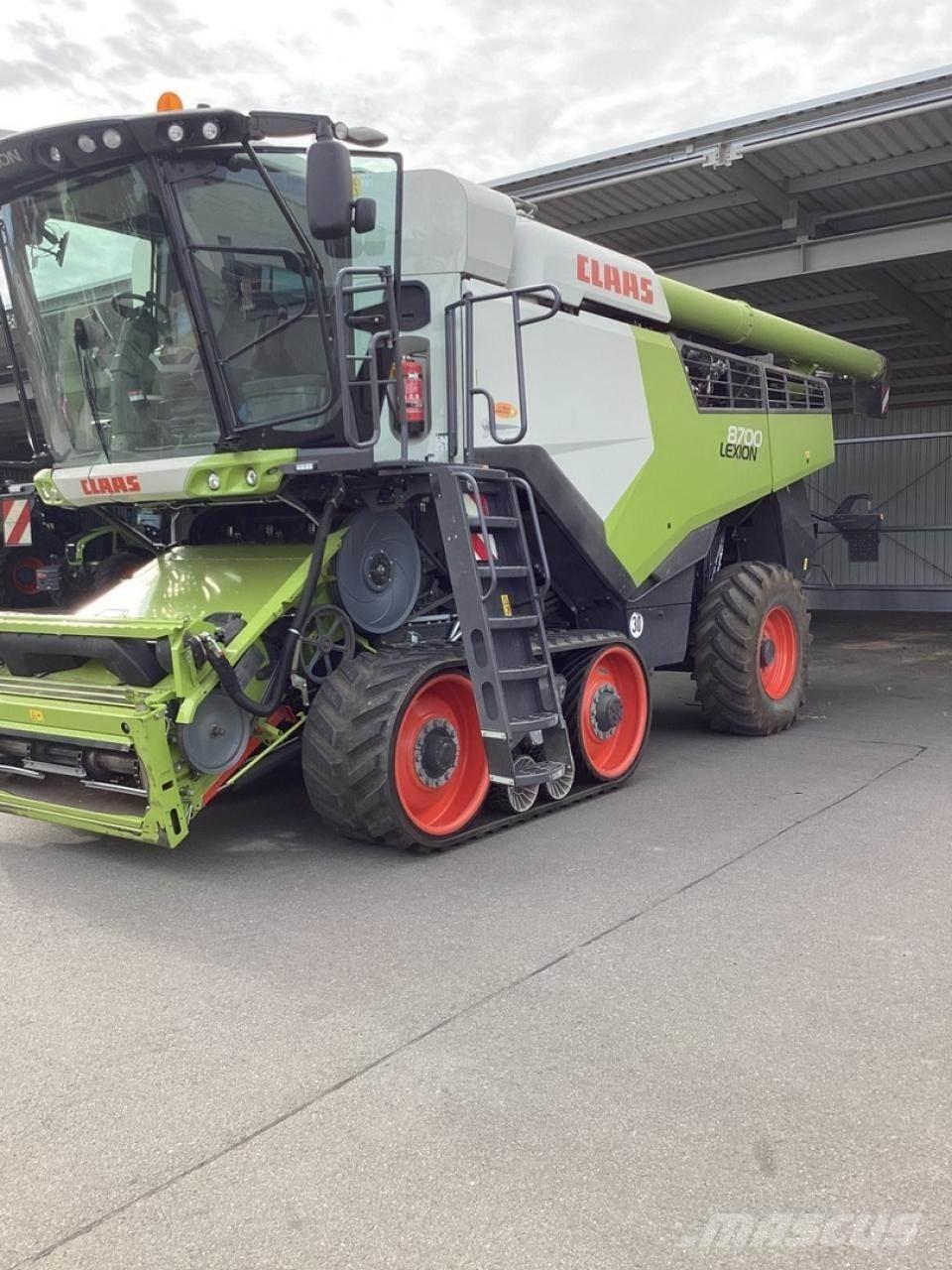 Claas 8700 TT ماكينات زراعية أخرى