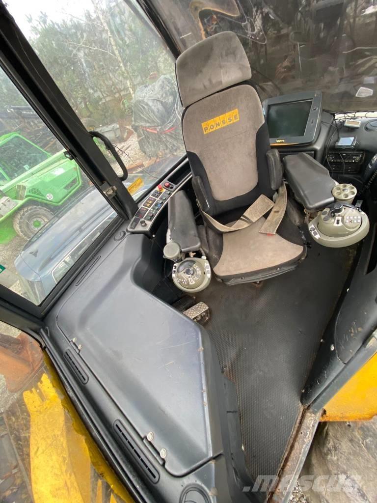 Ponsse Bear 6W حصادات