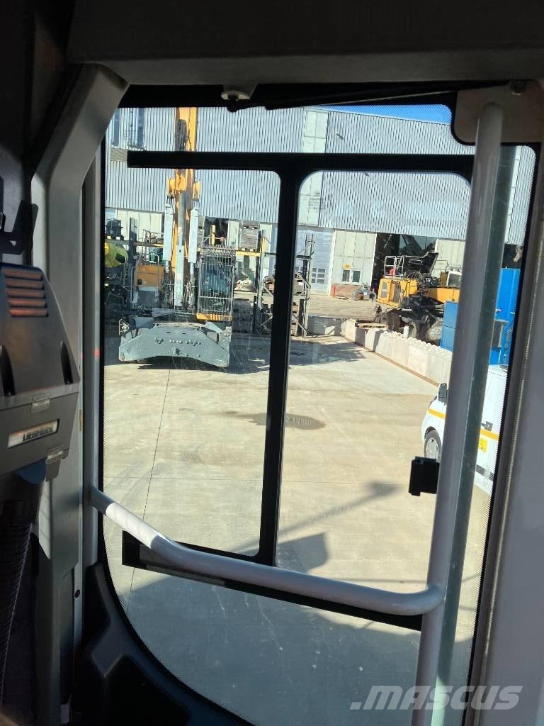 Liebherr L 580 لوادر بعجل