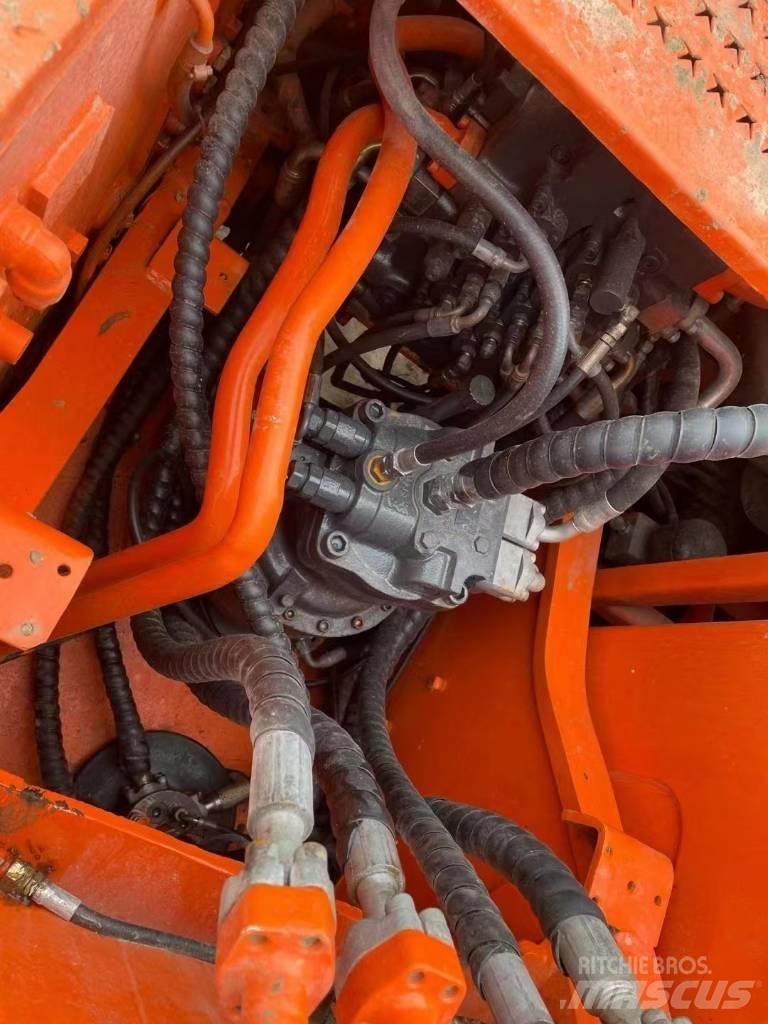 Doosan DH225LC-9E حفارات زحافة
