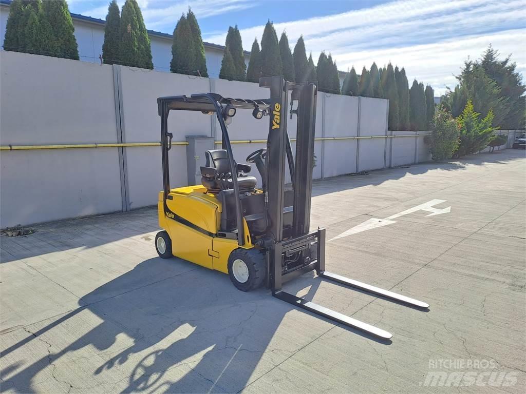 Yale ERP20VF شاحنات ذات رافعات شوكية تعمل بالكهرباء
