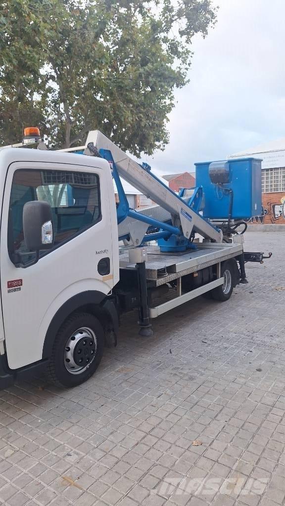 Multitel MX 170 المنصات الهوائية المثبتة على شاحنة