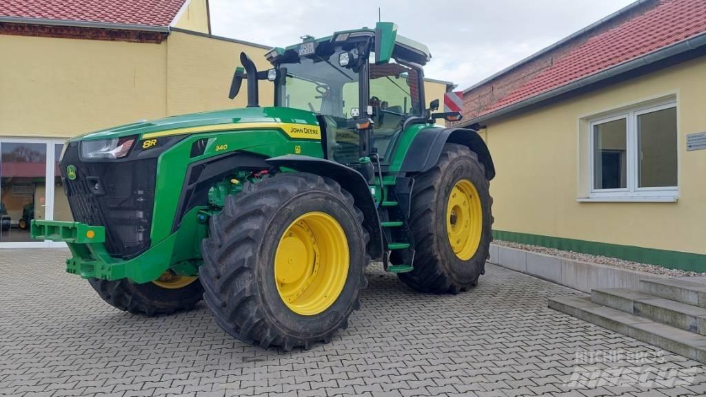 John Deere 8r 340 الجرارات