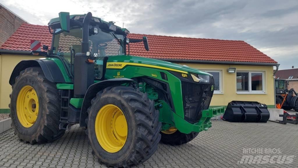 John Deere 8r 340 الجرارات