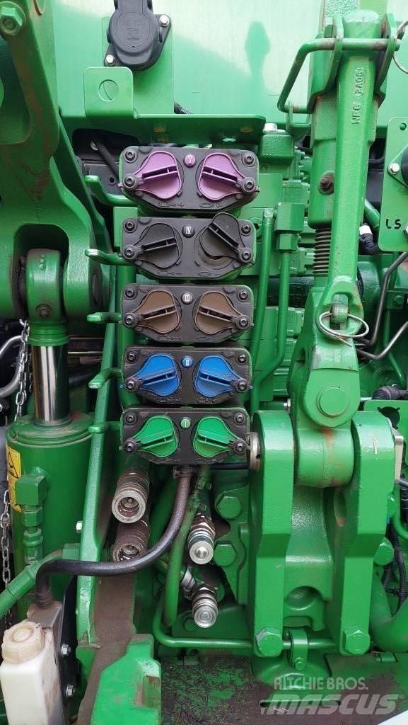 John Deere 8r 340 الجرارات