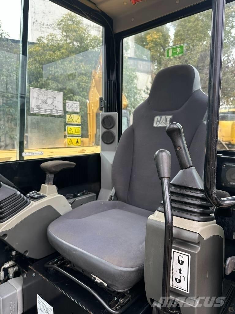 CAT 305.5 حفارات صغيرة أقل من 7 طن (حفارات صغيرة)