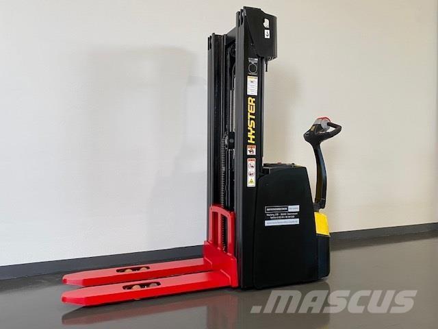 Hyster S1.6IL شاحنات مناولة ذاتية الدفع