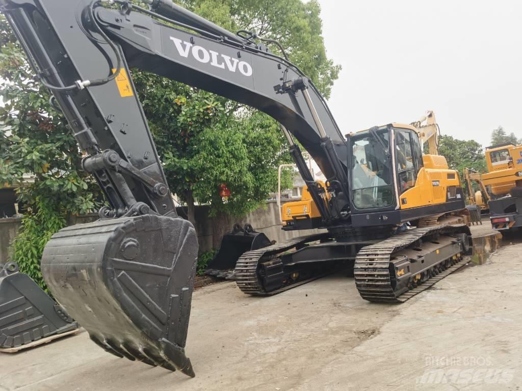Volvo EC 380 D L حفارات زحافة