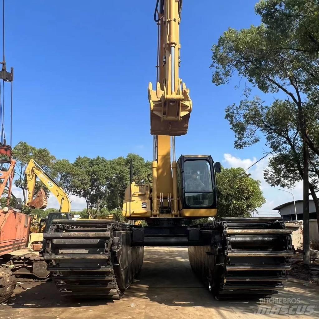 CAT 320 C الحفارات البرمائية