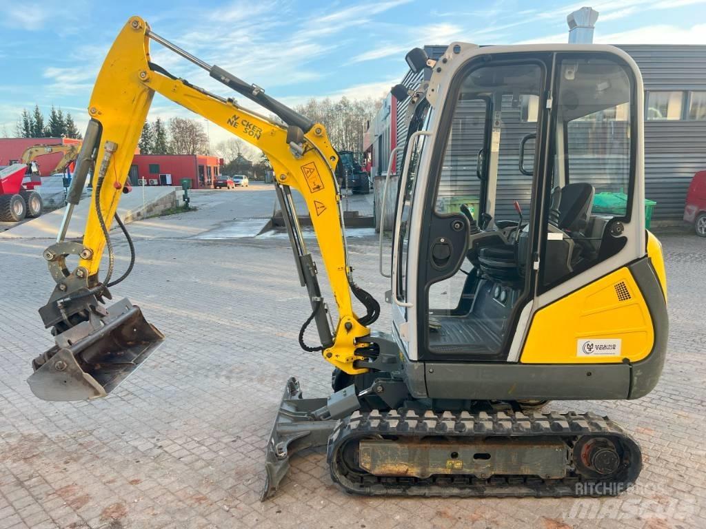 Wacker Neuson ET 18 حفارات زحافة