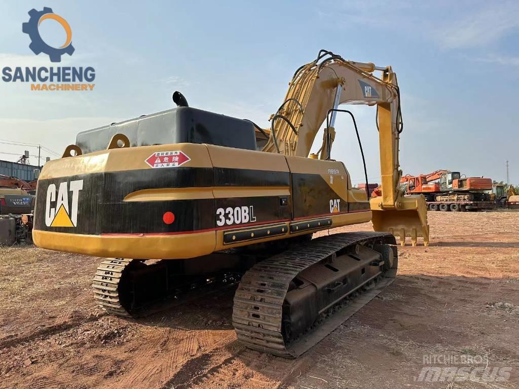 CAT 330 B حفارات زحافة