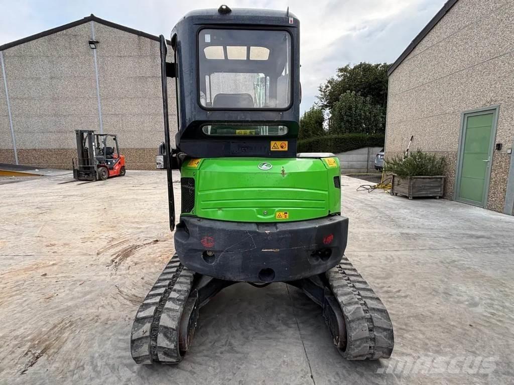 Kubota U35-3 حفارات صغيرة أقل من 7 طن (حفارات صغيرة)