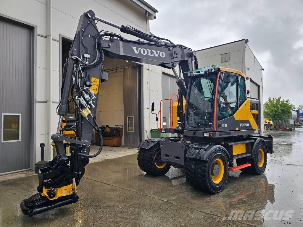 Volvo EWR150E حفارات بعجل