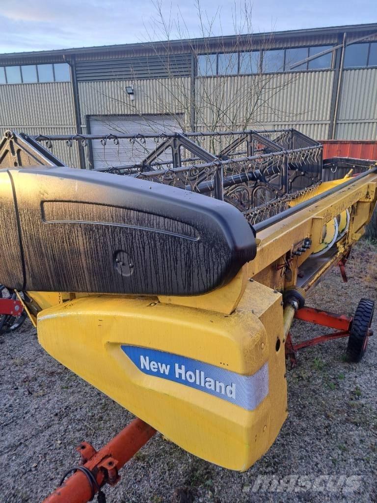New Holland TC 54 حصادات