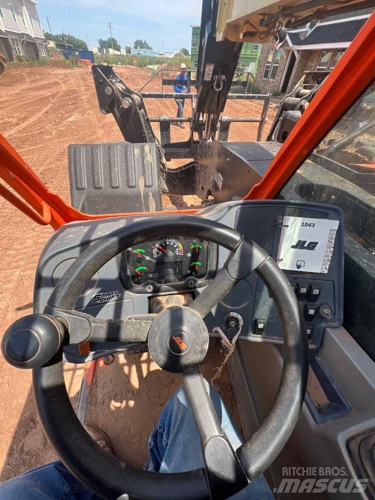 JLG Telehandler مناولات متداخلة