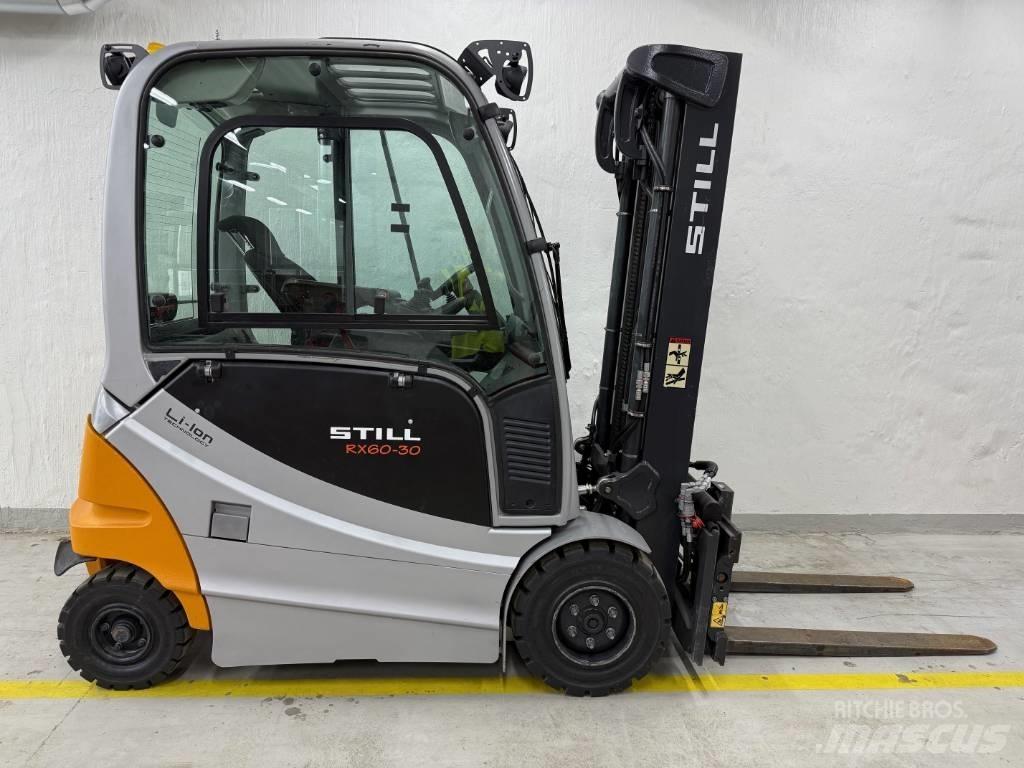 Still RX 60-30 شاحنات ذات رافعات شوكية تعمل بالكهرباء