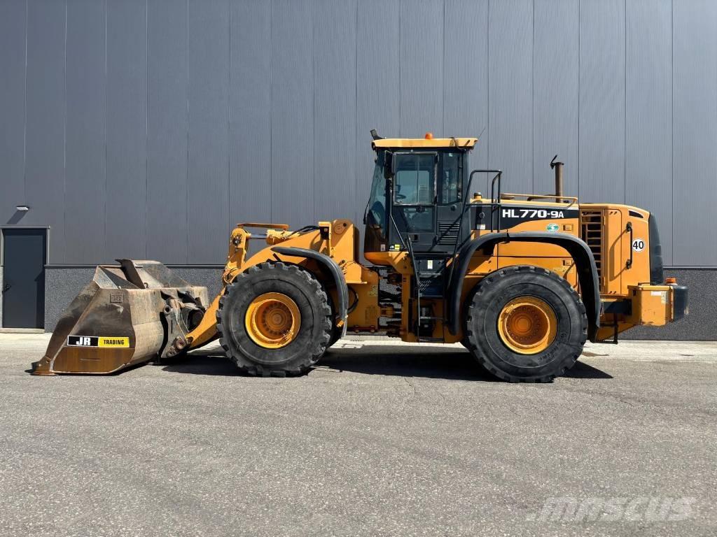 Hyundai HL 770-9 A لوادر بعجل