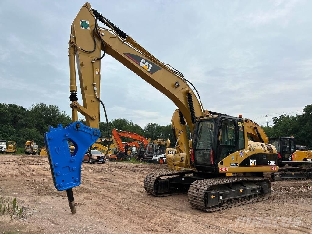 CAT 320 C L حفارات زحافة