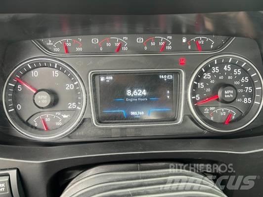 International LT 625 وحدات الجر
