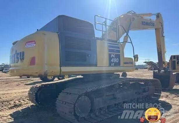 Komatsu PC 490 LC حفارات زحافة