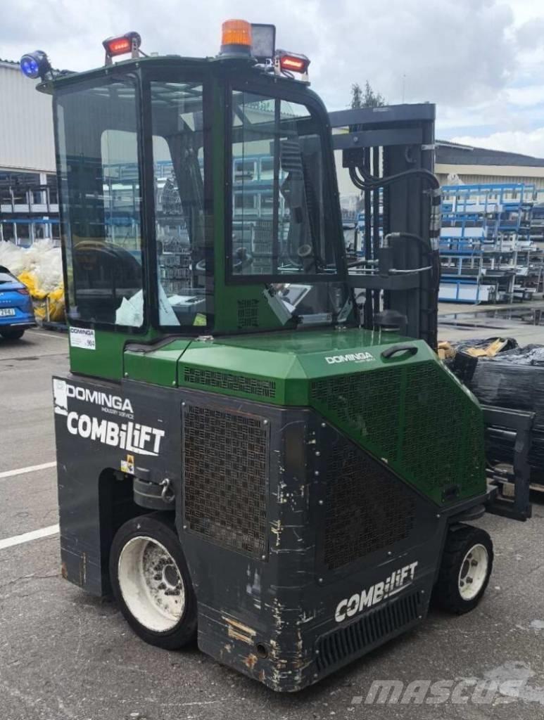 Combilift CB 2500 شاحنة المناولة رباعية الاتجاهات