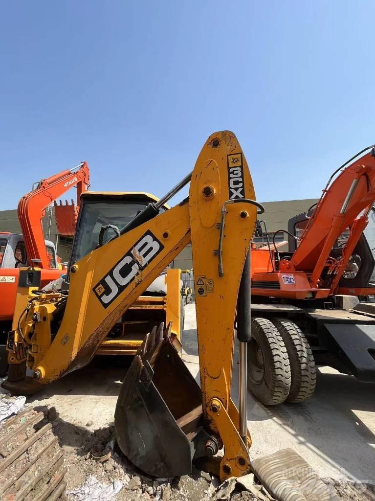 JCB 3 CX لوادر ذات جرافات عكسية