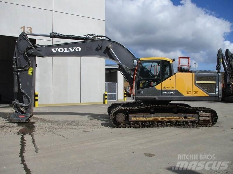Volvo EC 300 ENL حفارات زحافة
