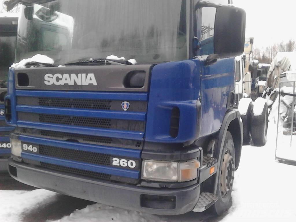 Scania 94D260 شاحنات بمقصورة وهيكل