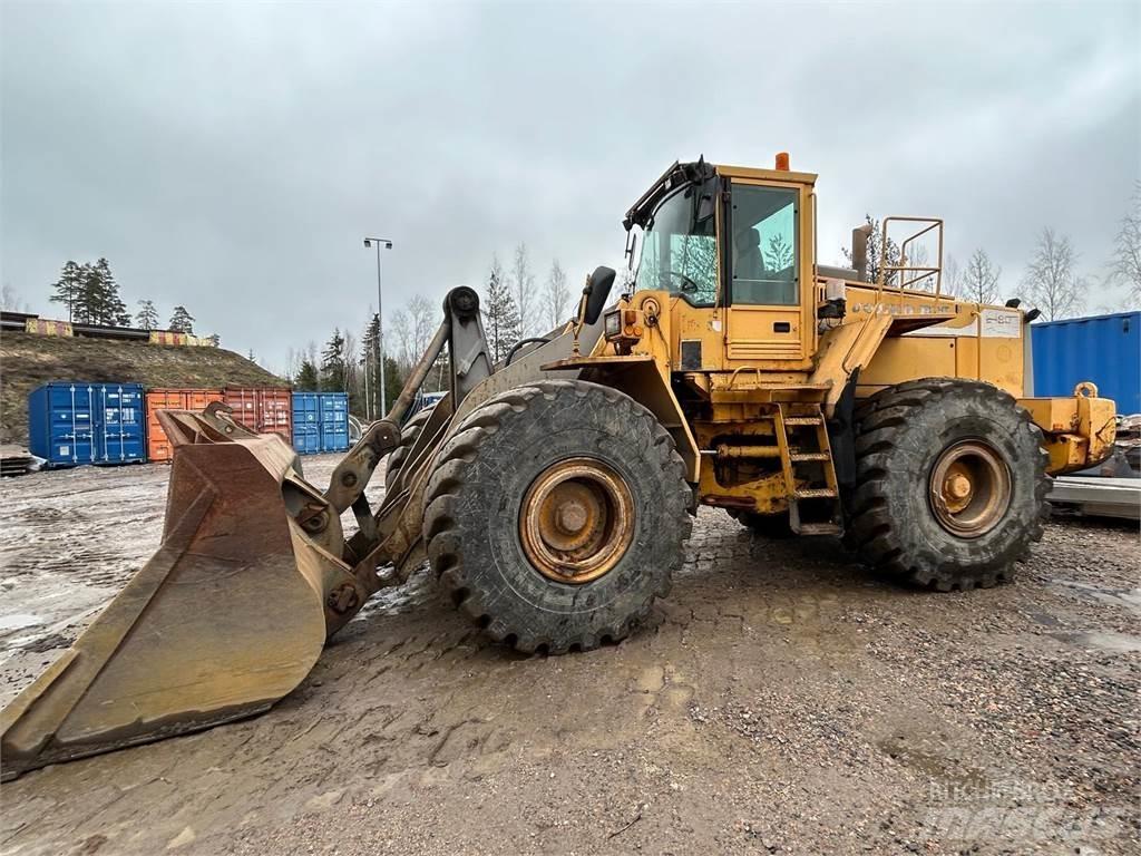 Volvo BM L180 لوادر بعجل