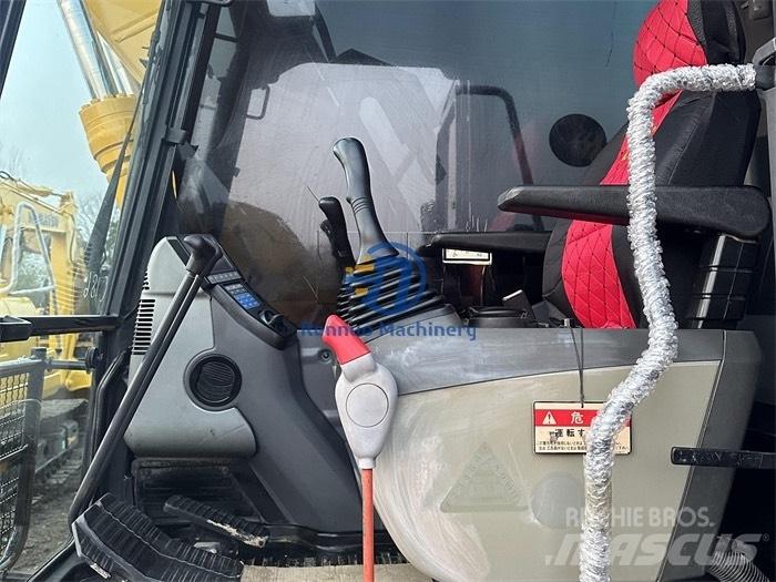 Komatsu PC 120-8 حفارات زحافة