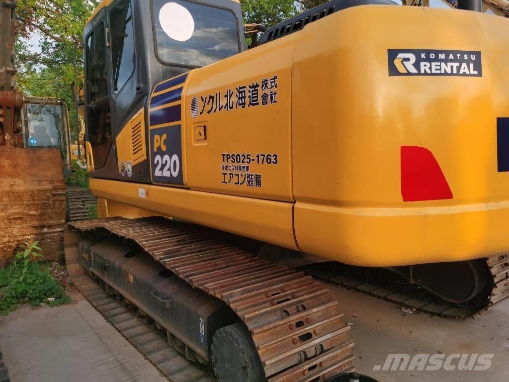 Komatsu PC 220-7 حفارات زحافة
