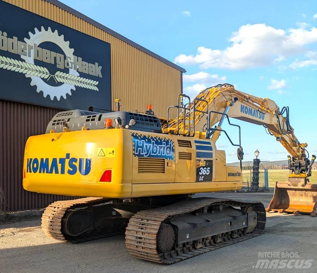 Komatsu HB365LC-3 حفارات زحافة