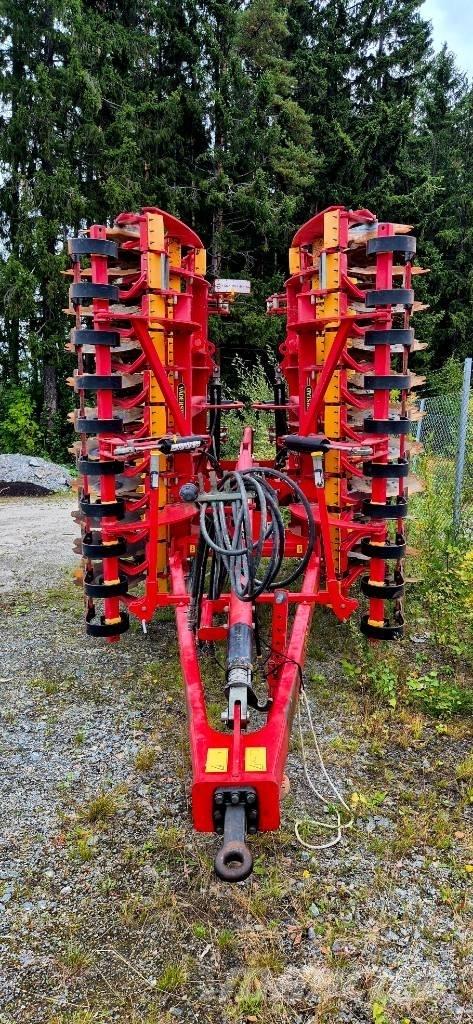 Väderstad Carrier525 زراعات