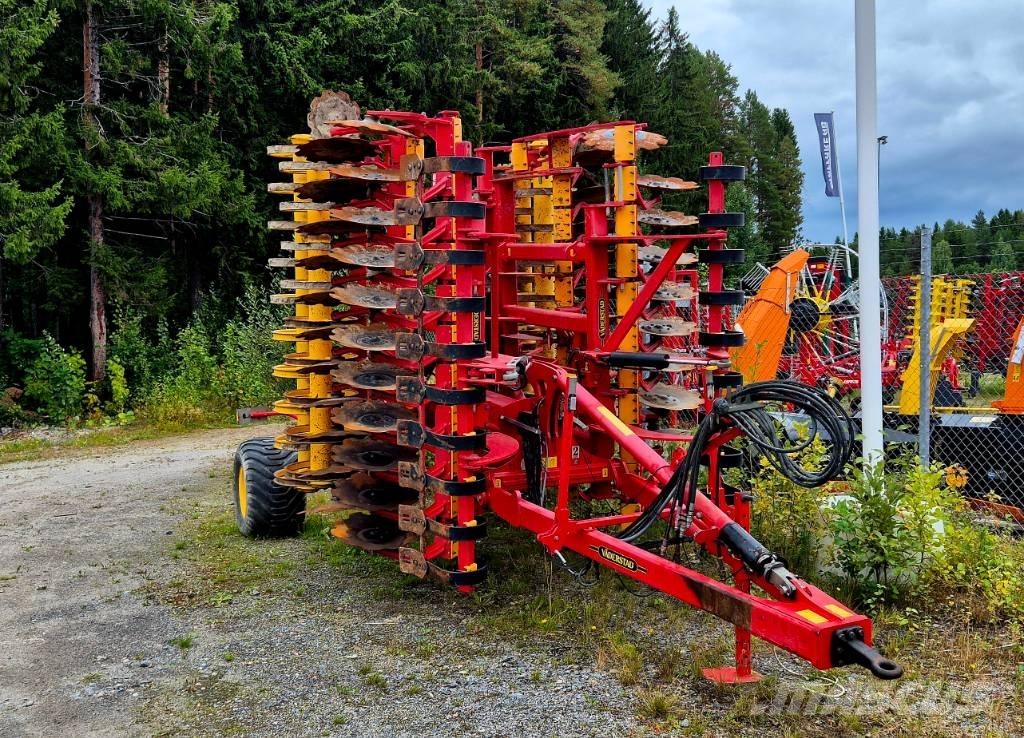 Väderstad Carrier525 زراعات