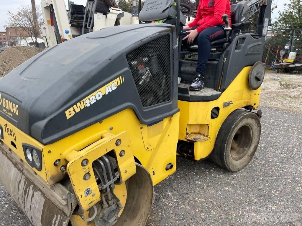 Bomag BW 120 AC-5 مداحل مزدوجة