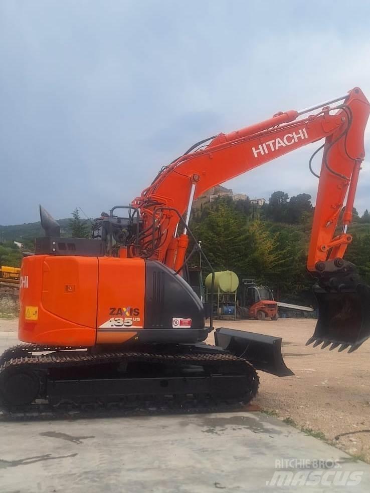 Hitachi ZX135US-6 حفارات خاصة