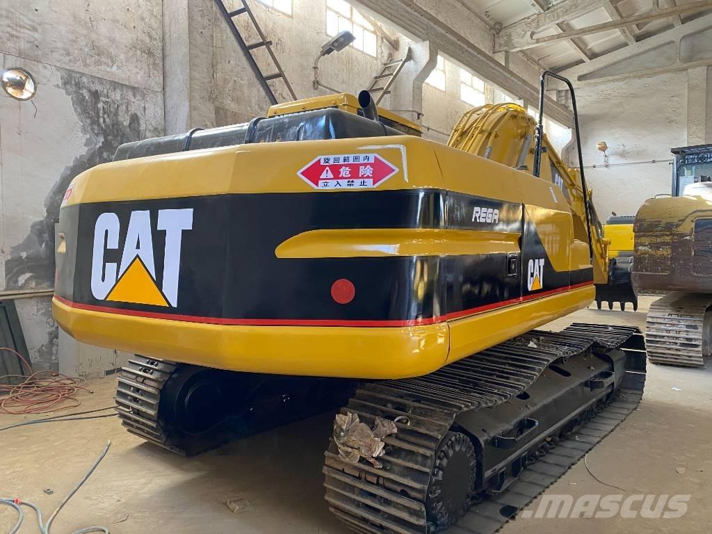 CAT 320 B حفارات زحافة