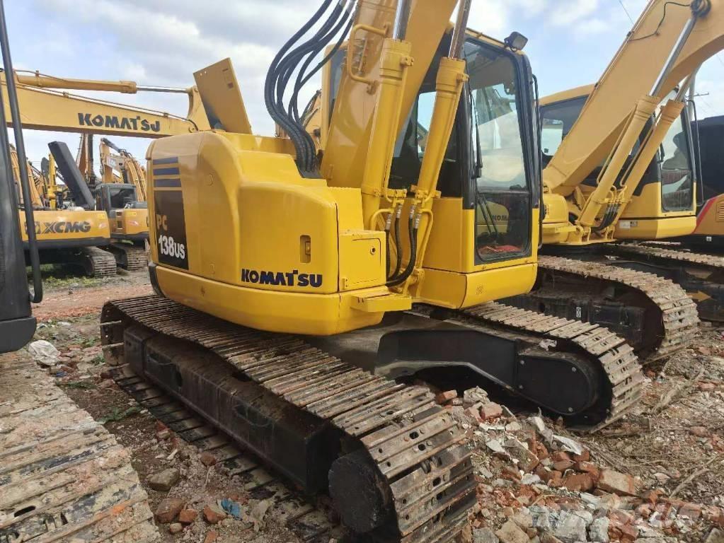 Komatsu PC 138 حفارات زحافة