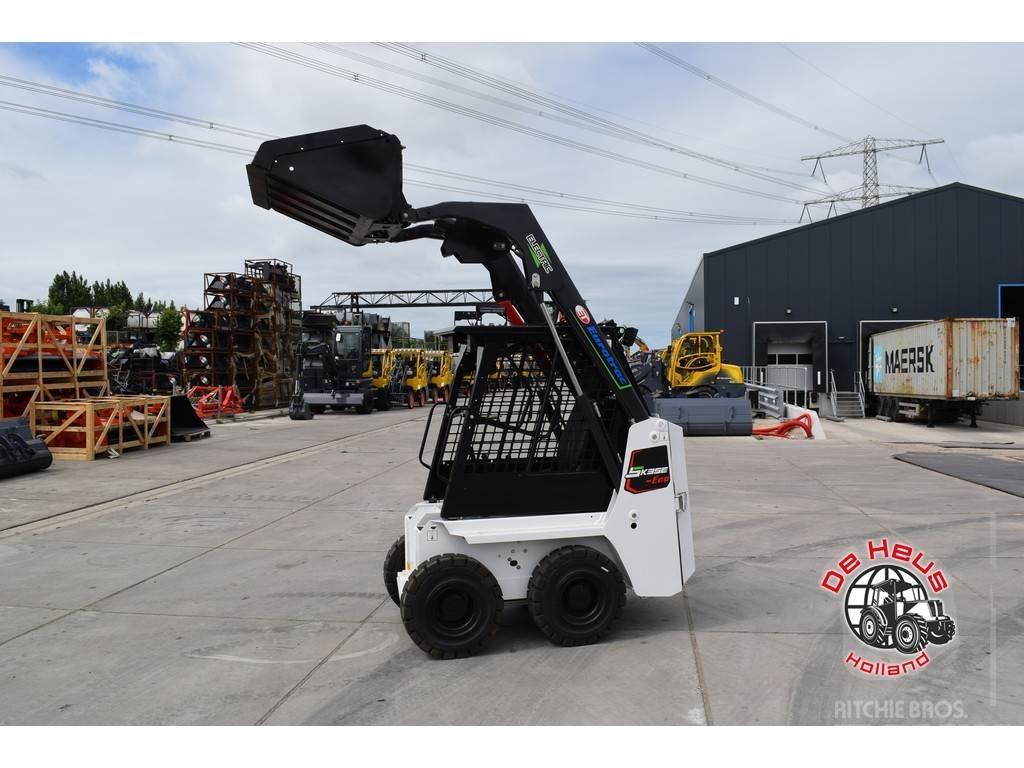 Eurotrac SK35E لوادر بعجل