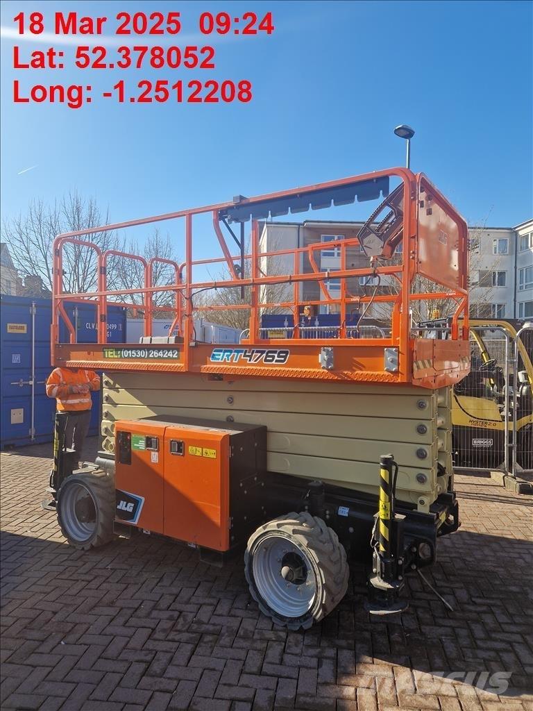 JLG ERT 4769 رافعات مقصية الشكل