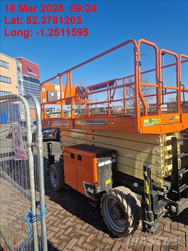 JLG ERT 4769 رافعات مقصية الشكل