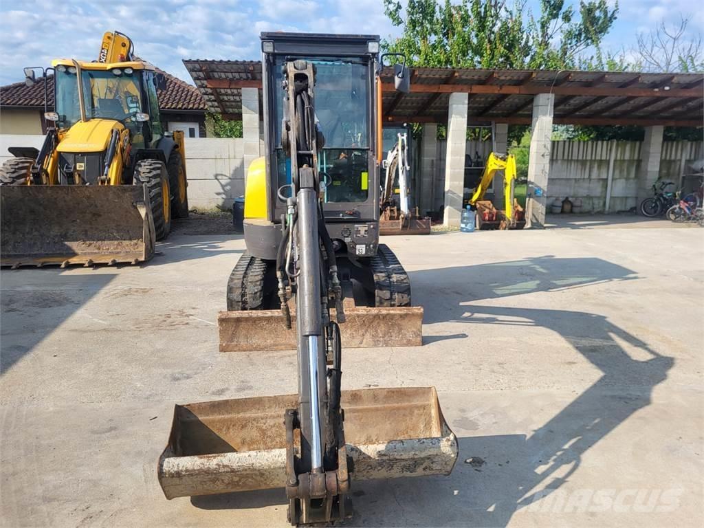 Volvo ECR25D أخرى