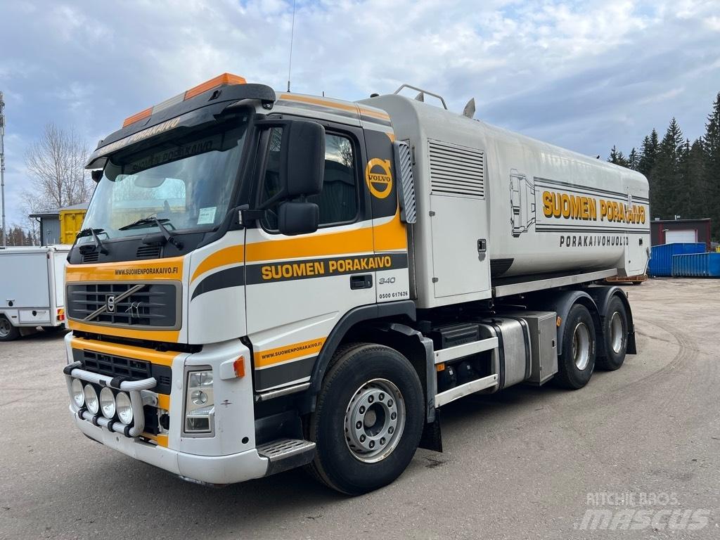 Volvo FM9 شاحنات مزدوجة / خلخلة