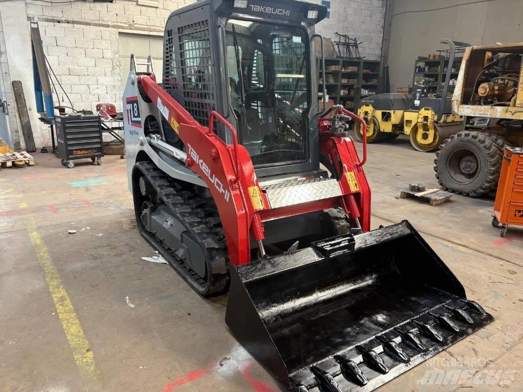 Takeuchi TL 8 لوادر انزلاقية التوجيه