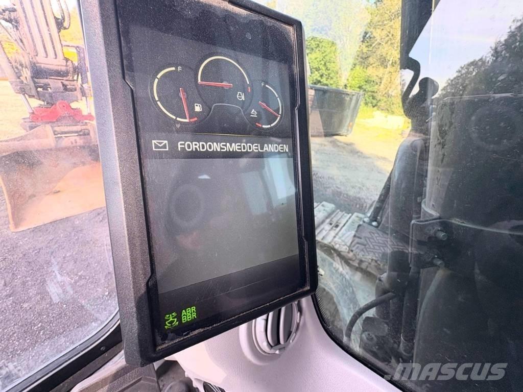 Volvo EC250 EL حفارات زحافة